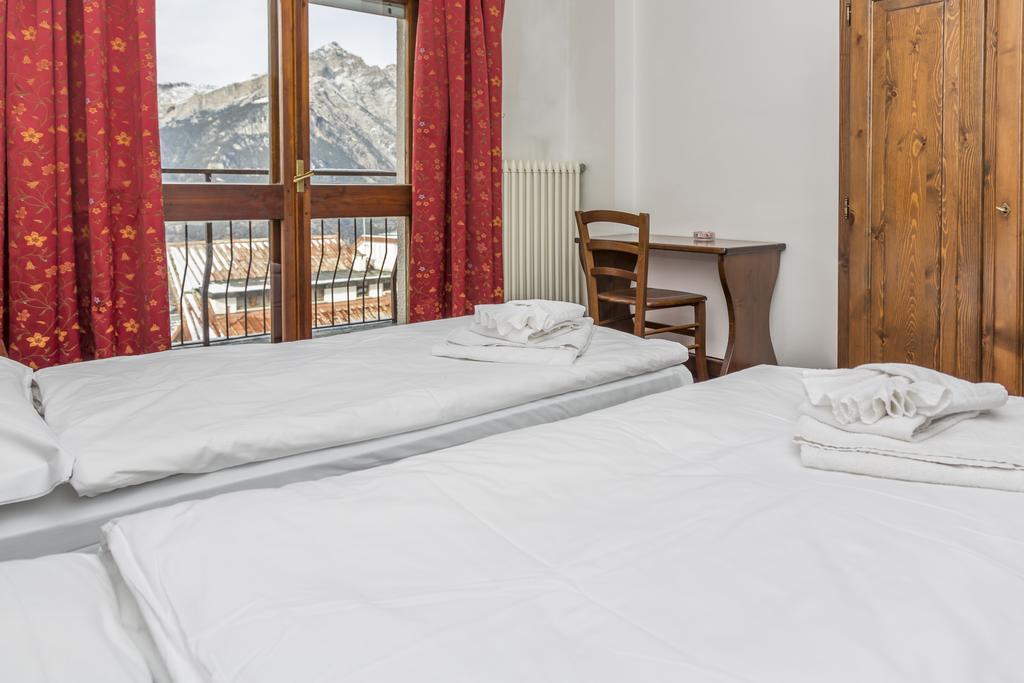 Hotel La Terrazza Oulx Zewnętrze zdjęcie
