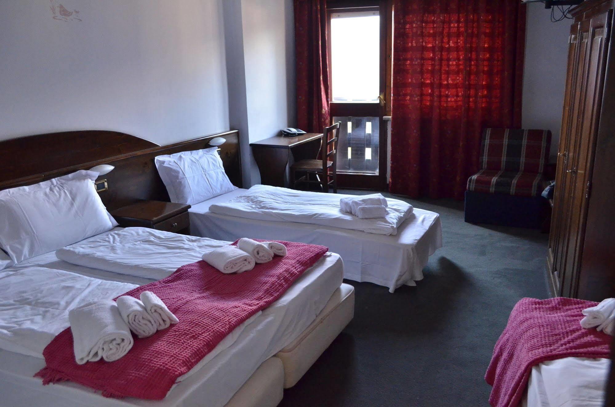 Hotel La Terrazza Oulx Zewnętrze zdjęcie